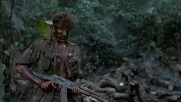 Backdrop to the movie "Platoon" #616000