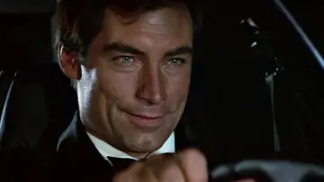 Backdrop to the movie "The Living Daylights" #637732