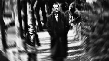 Backdrop to the movie "The Sixth Sense" #581974