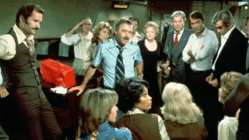 Backdrop to the movie "Airport 