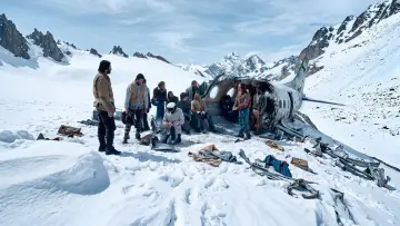 Backdrop to the movie "Alive" #1265147
