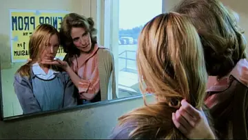 Backdrop to the movie "Carrie" #639204