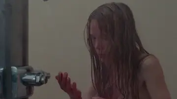 Backdrop to the movie "Carrie" #639212
