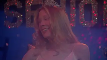 Backdrop to the movie "Carrie" #639320