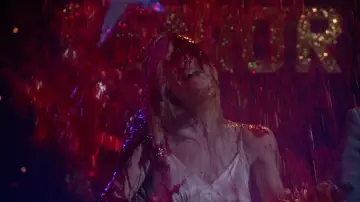 Backdrop to the movie "Carrie" #639350