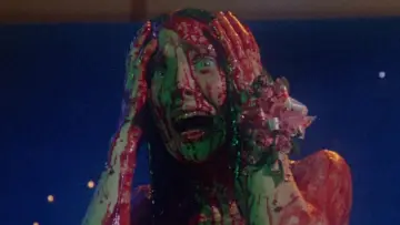 Backdrop to the movie "Carrie" #639358