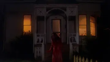 Backdrop to the movie "Carrie" #639378