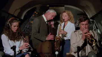 Backdrop to the movie "Airplane!" #1179304