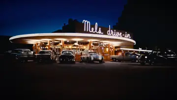 Backdrop to the movie "American Graffiti" #877862