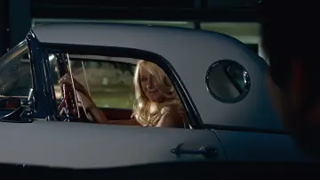 Backdrop to the movie "American Graffiti" #877864