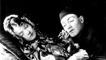 Backdrop to the movie "Broken Blossoms or The Yellow Man and the Girl" #469056
