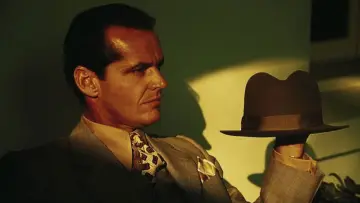 Backdrop to the movie "Chinatown" #674749