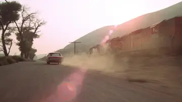 Backdrop to the movie "Duel" #846076