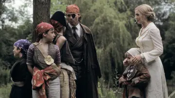 Backdrop to the movie "Finding Neverland" #224647