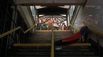Backdrop to the movie "Sleepers" #668365
