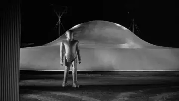 Backdrop to the movie "The Day the Earth Stood Still" #919450
