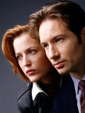 Poster to the movie "The X Files" #853310