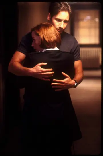 Poster to the movie "The X Files" #853314
