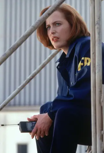 Poster to the movie "The X Files" #853315