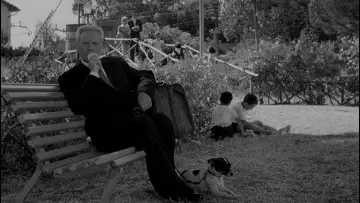 Backdrop to the movie "Umberto D." #752725