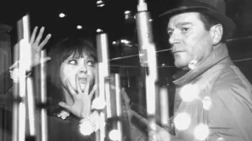 Backdrop to the movie "Alphaville" #992928