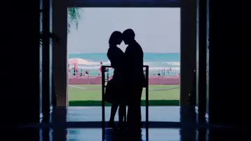 Backdrop to the movie "Punch-Drunk Love" #642873