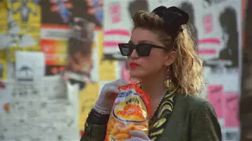 Backdrop to the movie "Desperately Seeking Susan" #1001923