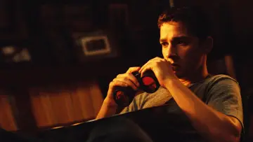 Backdrop to the movie "Disturbia" #790323
