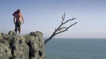Backdrop to the movie "Cast Away" #586465