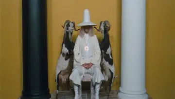 Backdrop to the movie "The Holy Mountain" #206286