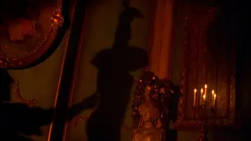 Backdrop to the movie "Hellraiser: Bloodline" #1201931