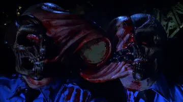 Backdrop to the movie "Hellraiser: Bloodline" #1201941