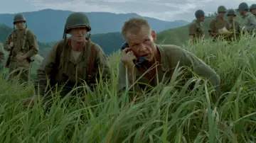 Backdrop to the movie "The Thin Red Line" #650181