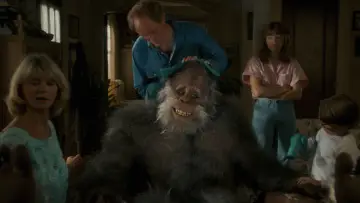 Backdrop to the movie "Harry and the Hendersons" #946809