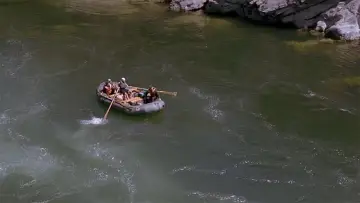 Backdrop to the movie "The River Wild" #285959