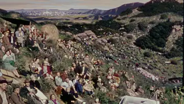 Backdrop to the movie "The War of the Worlds" #936212