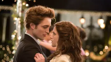 Backdrop to the movie "Twilight" #960117