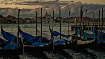Backdrop to the movie "Don