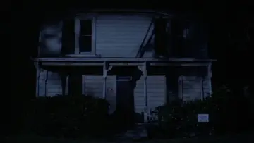 Backdrop to the movie "Halloween" #610874