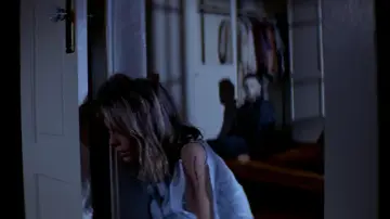 Backdrop to the movie "Halloween" #912728