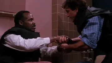 Backdrop to the movie "Lethal Weapon 2" #807249