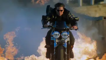 Backdrop to the movie "Mission: Impossible II" #1198489