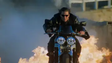 Backdrop to the movie "Mission: Impossible II" #1198490