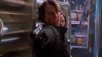 Backdrop to the movie "Mission: Impossible II" #1198492