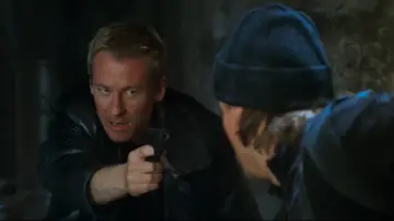 Backdrop to the movie "Mission: Impossible II" #1198493