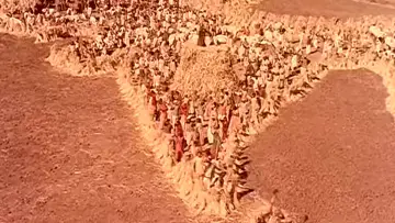 Backdrop to the movie "Mother India" #1111454
