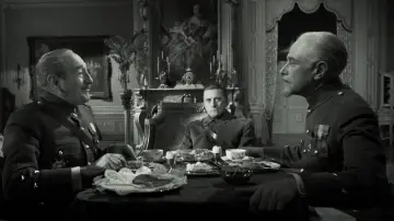 Backdrop to the movie "Paths of Glory" #728386