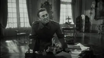 Backdrop to the movie "Paths of Glory" #728392