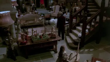 Backdrop to the movie "Sleuth" #1538059