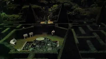 Backdrop to the movie "Sleuth" #791311